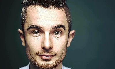 Vol passie kan hij anderen inspireren met persoonlijke verhalen en ervaringen uit eerste hand. 